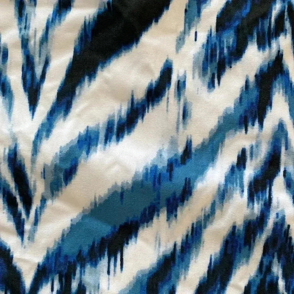 La Blanca Animal Instinct One Shoulder One Piece Swimsuit - Picture 6 of 8